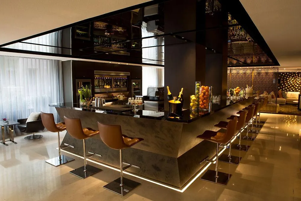Renaissance Barcelona Hotel 5*,